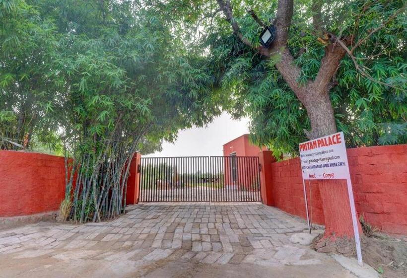 فندق Oyo Pritampalace