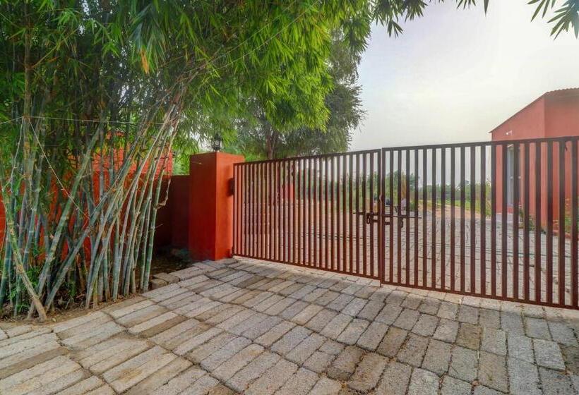 فندق Oyo Pritampalace