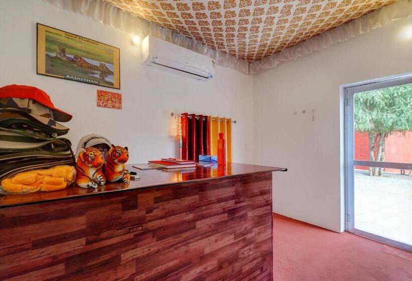 فندق Oyo Pritampalace