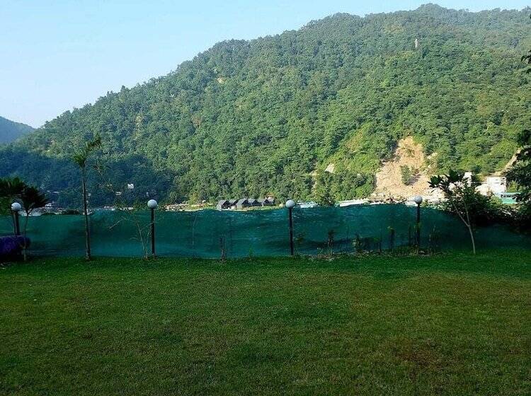 בית מלון כפרי Pride Inn Luxury Resort By Uk Heaven