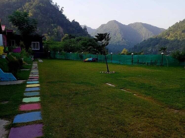 בית מלון כפרי Pride Inn Luxury Resort By Uk Heaven