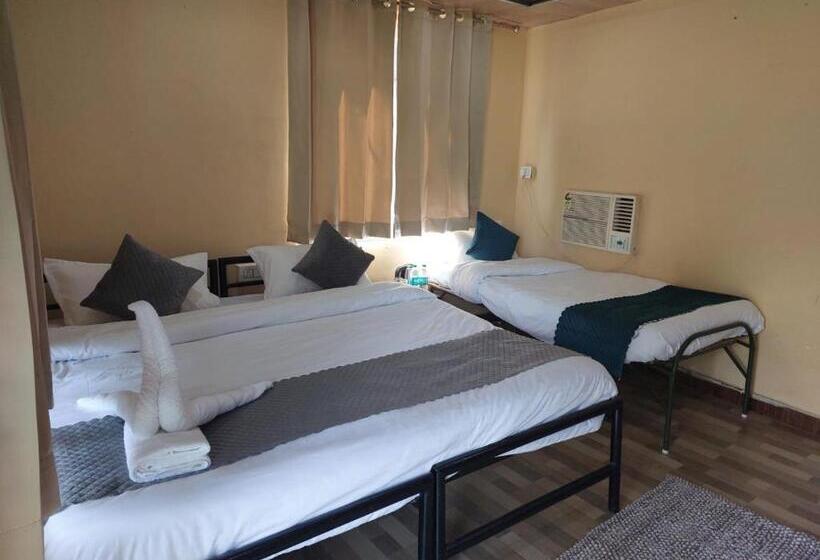 בית מלון כפרי Pride Inn Luxury Resort By Uk Heaven