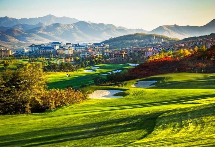 בית מלון כפרי Rainbow Valley Hot Spring