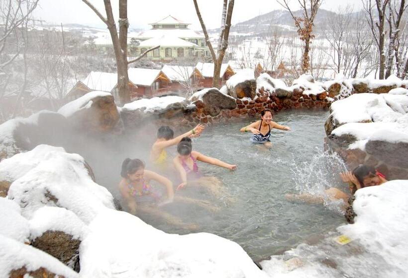 בית מלון כפרי Rainbow Valley Hot Spring