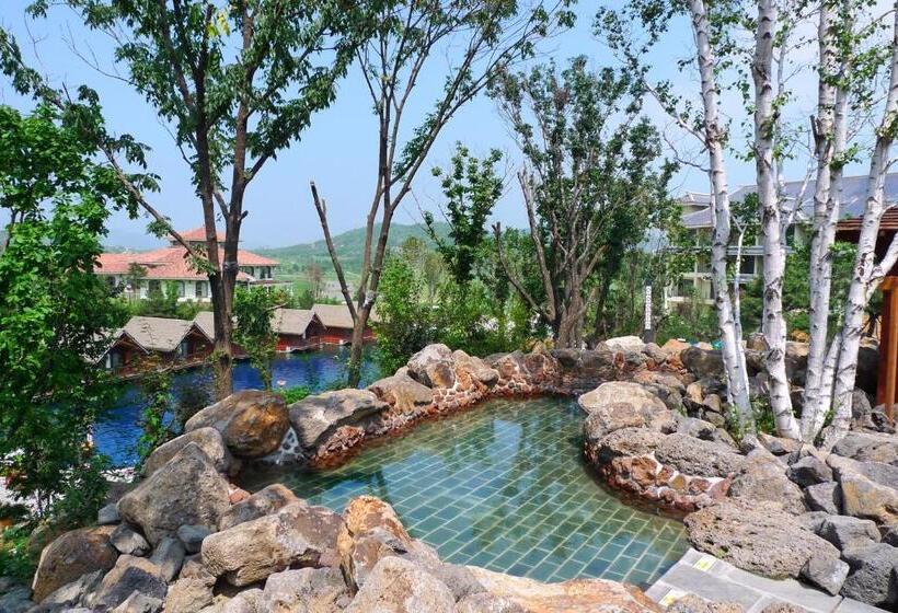 בית מלון כפרי Rainbow Valley Hot Spring