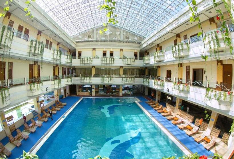 בית מלון כפרי Rainbow Valley Hot Spring