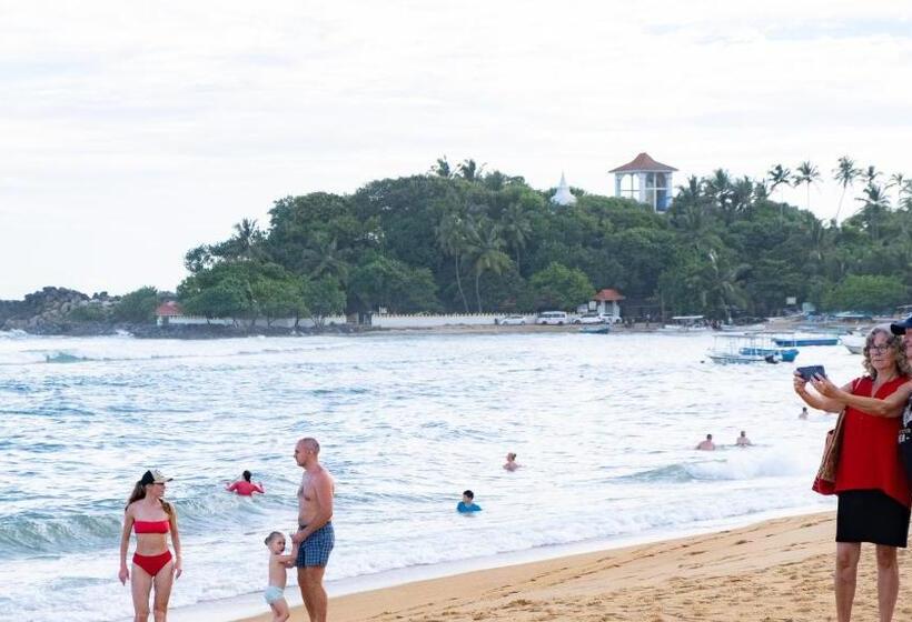 호텔 Rastha Pastha Beach Villa