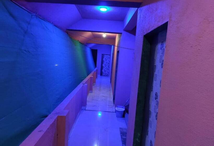 בית מלון כפרי Sea Land Lodging & Restaurant