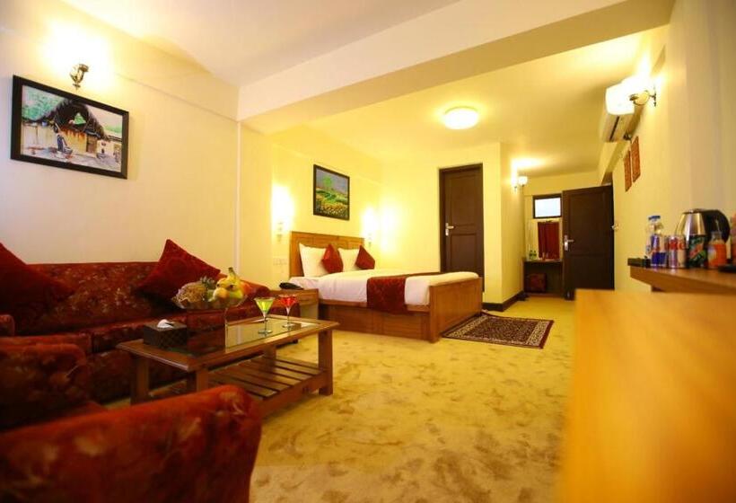 ホテル Shaf Excellency