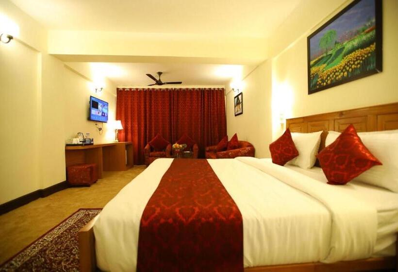 ホテル Shaf Excellency