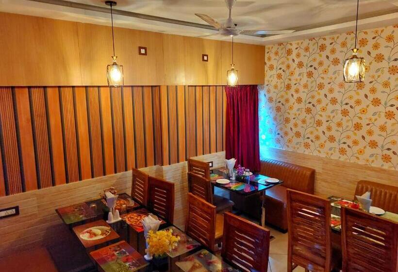 בית מלון כפרי Sunshine & Restaurant