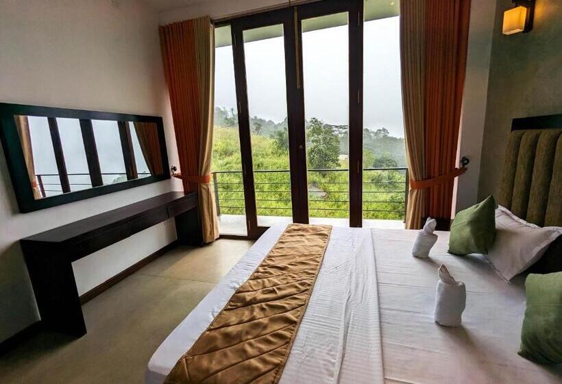 ホテル The Aurelia