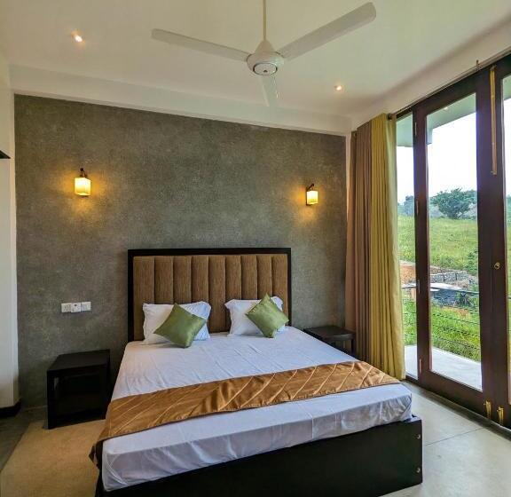 ホテル The Aurelia