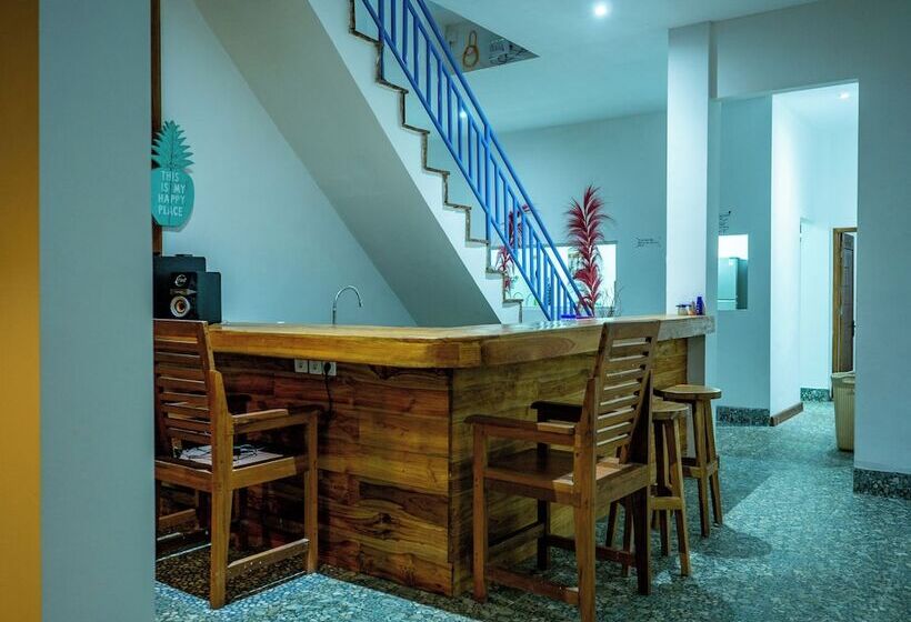 호텔 Turtle House Lombok