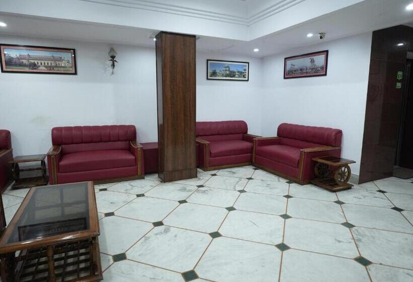 ホテル Vishwanath