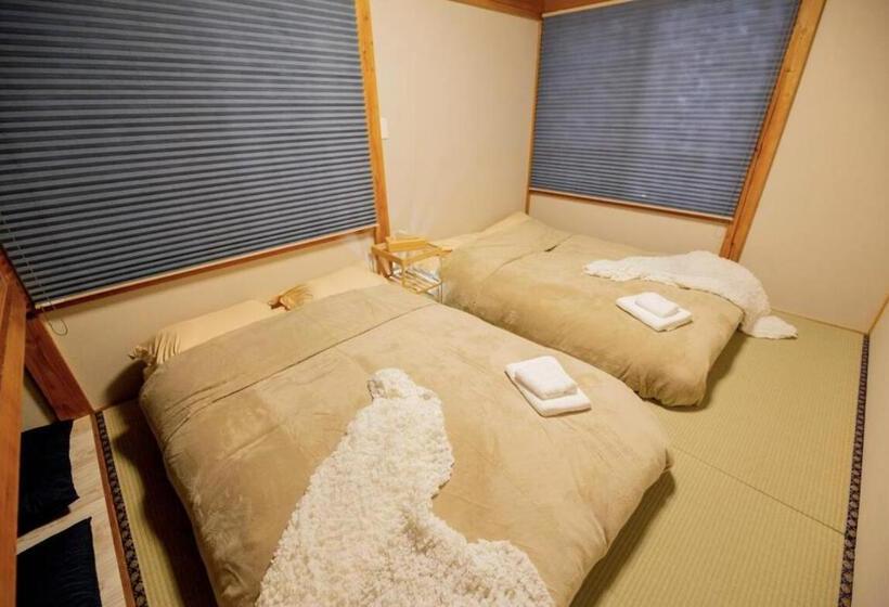 فندق Yuzawa Onsen Lodge 1min To Lift House