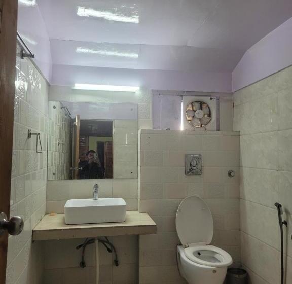 Krystal Hotel Restaurant