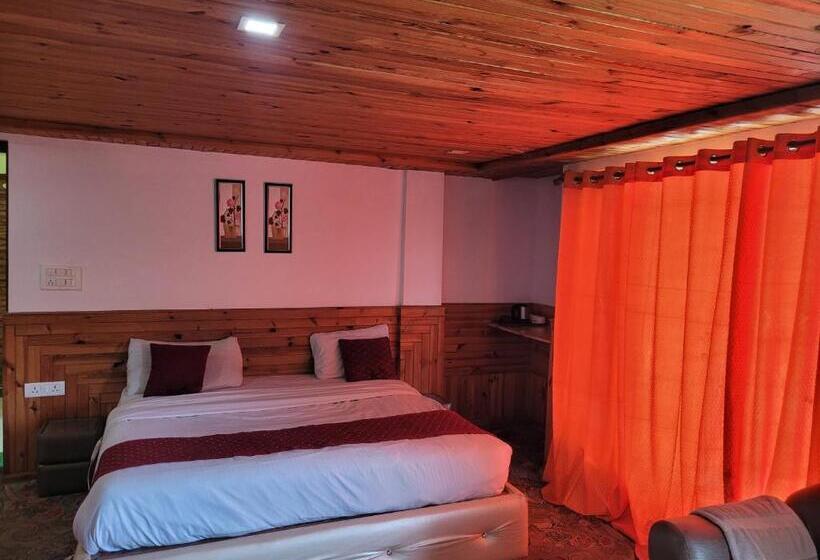 Krystal Hotel Restaurant