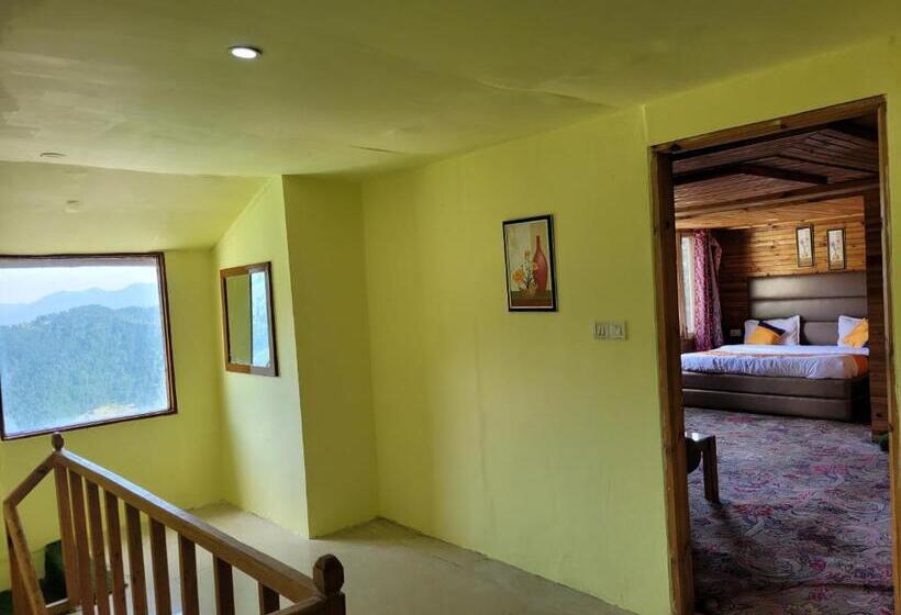 Krystal Hotel Restaurant