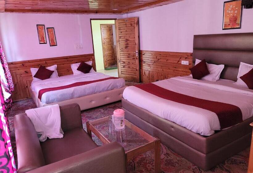 Krystal Hotel Restaurant