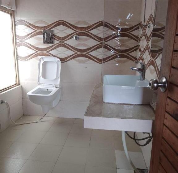 Krystal Hotel Restaurant