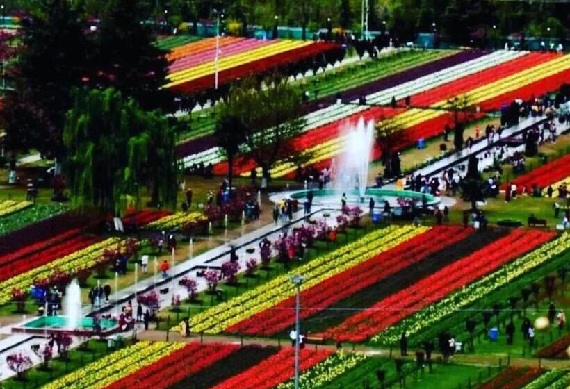 Krystal Hotel Restaurant