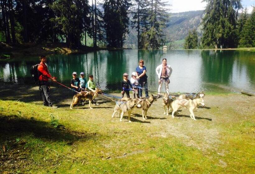 Les Aiguilles De Warens