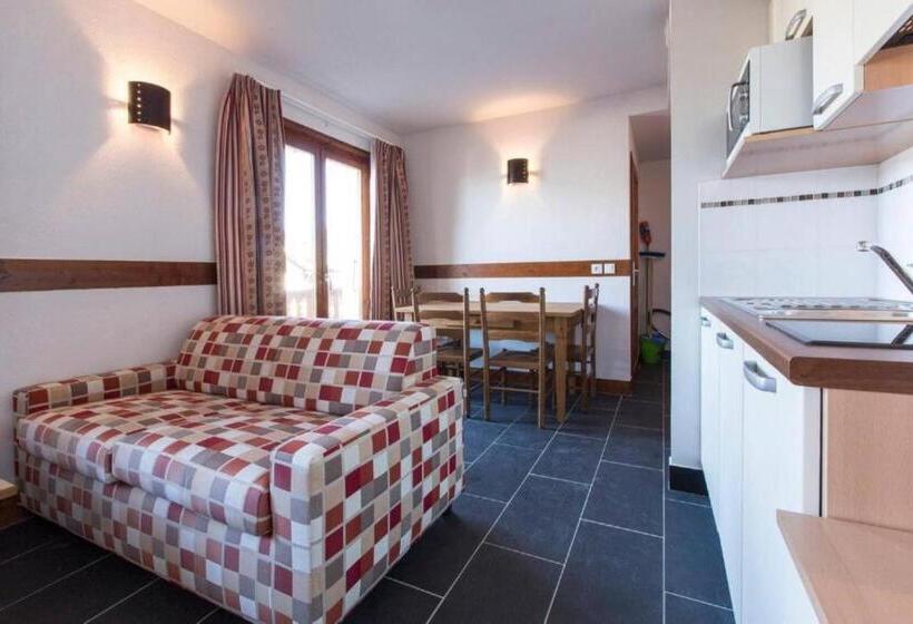 Les Aiguilles De Warens