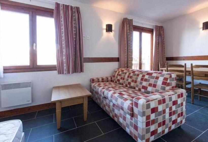 Les Aiguilles De Warens