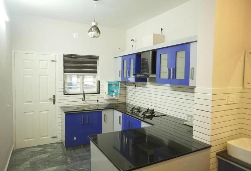 Luxe Hotel   Rooms & Villas Wayanad