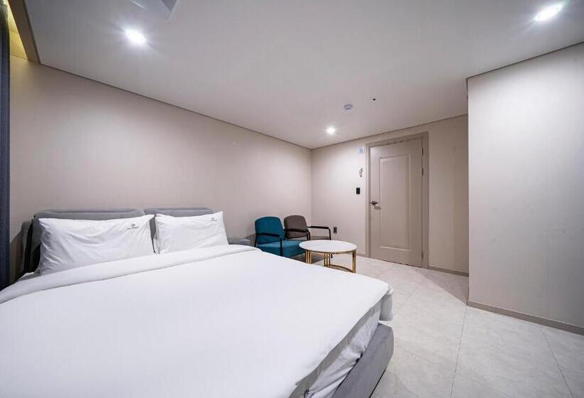 فندق على الطريق Cherryblossom