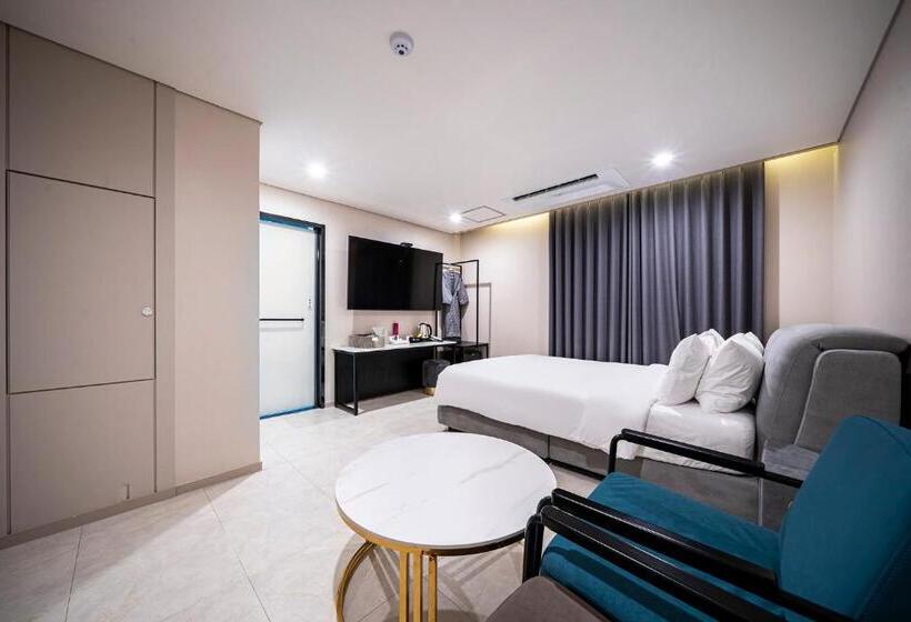 فندق على الطريق Cherryblossom