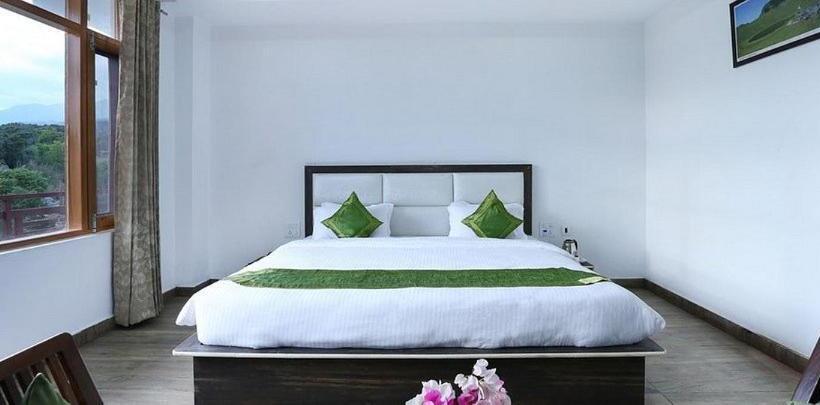 Parkside Hotel Trance