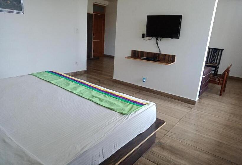 Parkside Hotel Trance