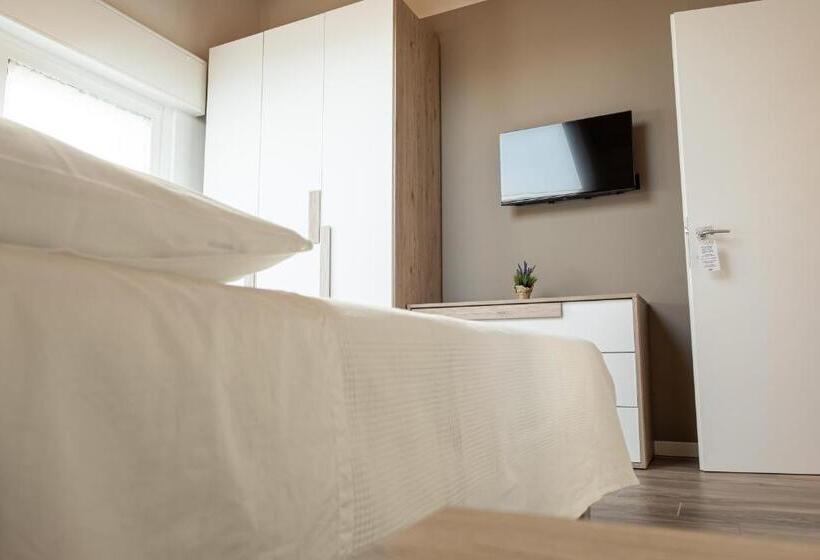 פנסיון Affittacamere Bar Leo