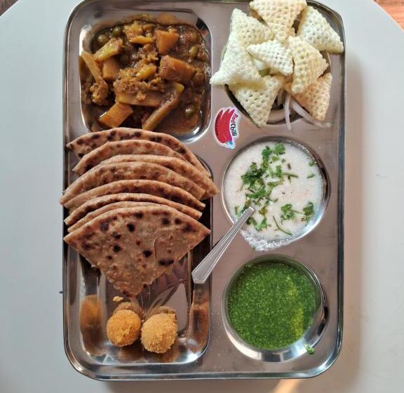 ペンション Apoorva Guest House