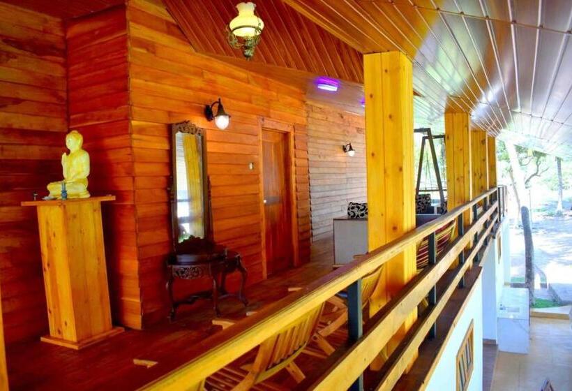 Пансион Beach Bungalow