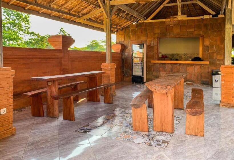 פנסיון Candra Loka Studio & Apartment By The Loka