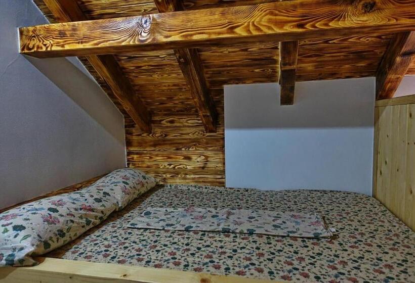 بنسيون Casia Guest House