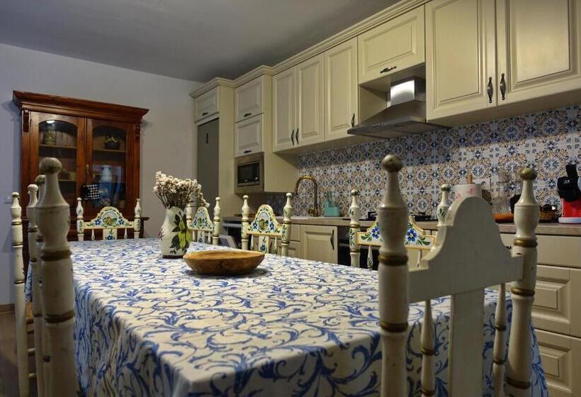 بنسيون Casia Guest House