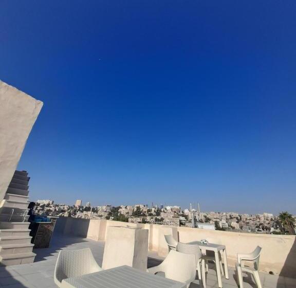 پانسیون Citadel Guest House