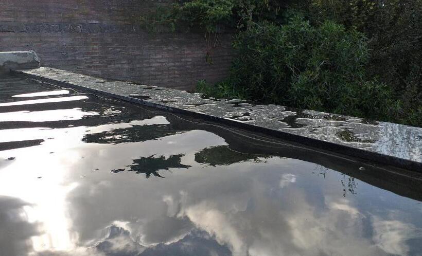 膳宿费 Desborde Al Mar