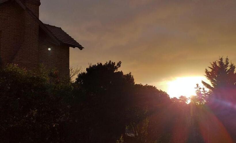 پانسیون Desborde Al Mar