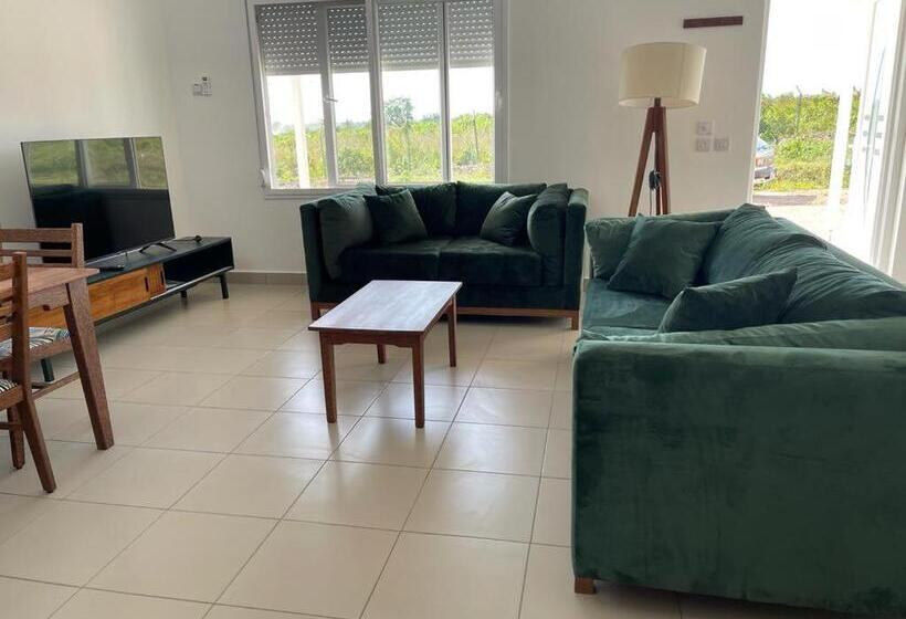 פנסיון Fumba Villa