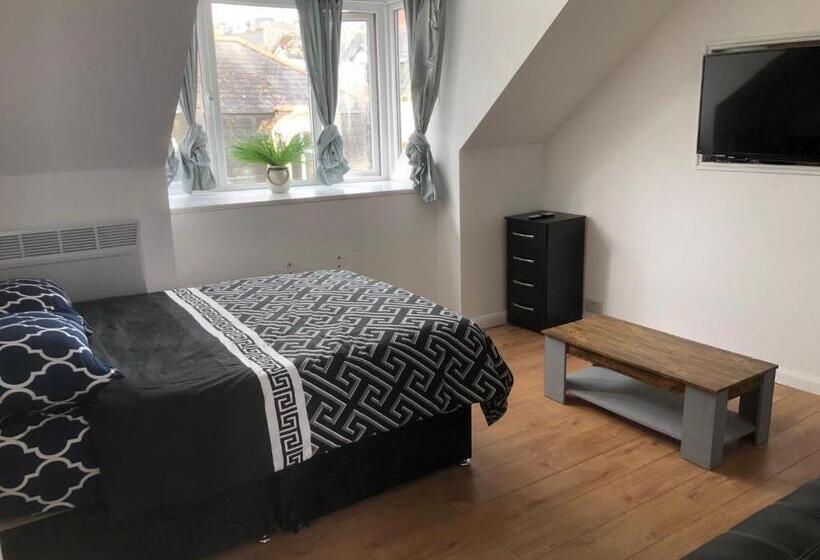 بنسيون Graceful House