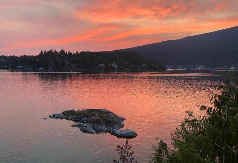 Pension (Hôtel basse catégorie) Guest Suite W/ Stunning Seaview And Dock