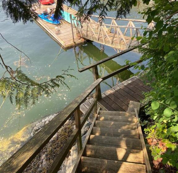 Pension (Hôtel basse catégorie) Guest Suite W/ Stunning Seaview And Dock