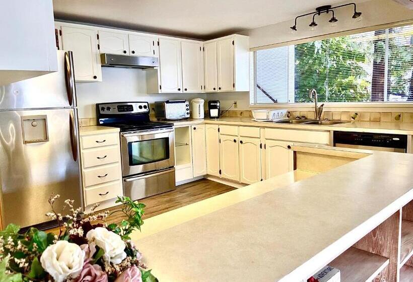 Pension (Hôtel basse catégorie) Guest Suite W/ Stunning Seaview And Dock