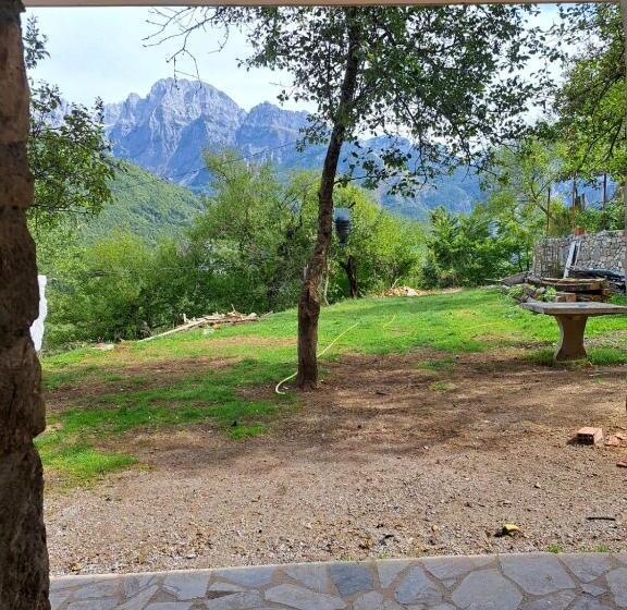 Пансион Guesthouse Te Tata