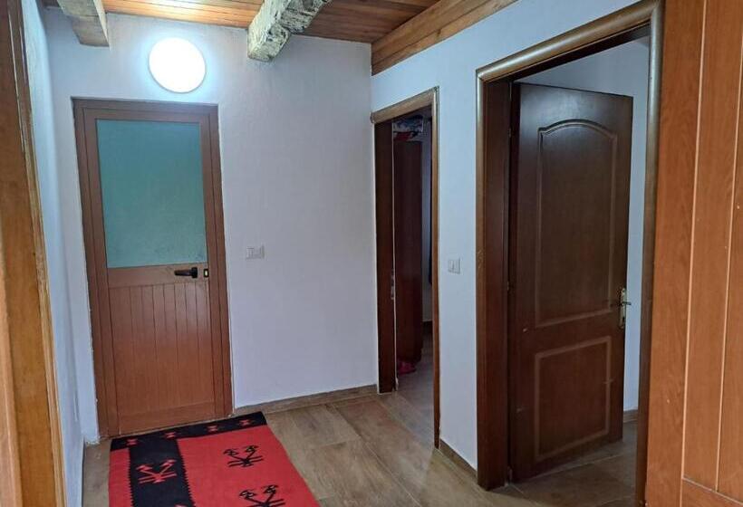Пансион Guesthouse Te Tata